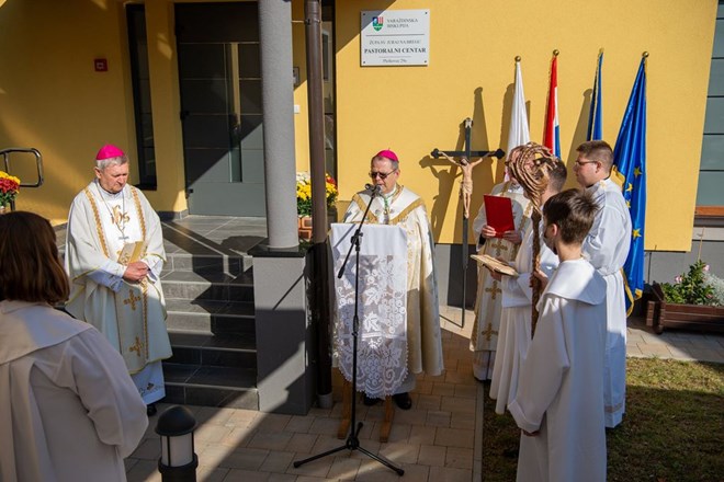 Misno slavlje i blagoslov Pastoralnog centra u Župi sv. Juraj na Bregu